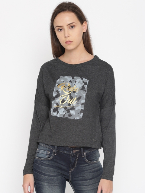 

Roadster Women Grey Printed Round Neck T-shirt