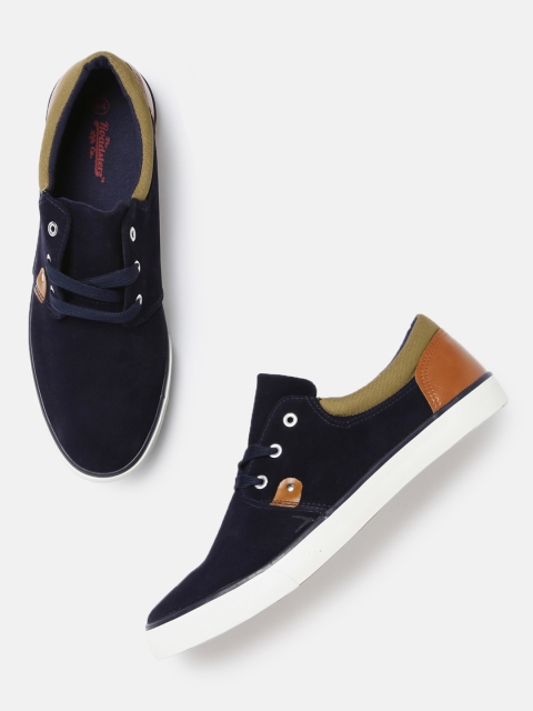 

Roadster Men Navy Blue Sneakers