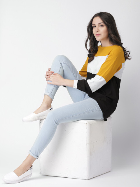 

Harvard Women Black & White Colourblocked Top