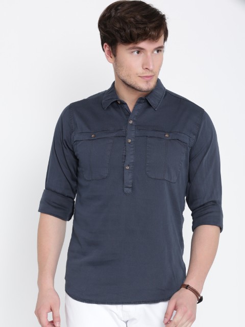 

Roadster Men Navy Solid Casual Shirt, Navy blue