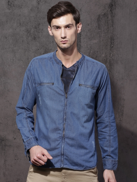 

Roadster Men Blue Slim Fit Solid Casual Shirt