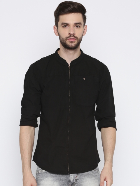 

Roadster Men Black Regular Fit Solid Casual Shirt