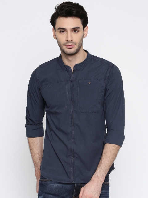 

Roadster Men Navy Regular Fit Solid Casual Shirt, Navy blue