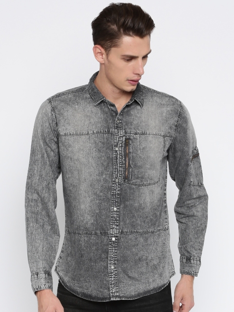 

Roadster Men Charcoal Grey Regular Fit Faded Casual Shirt