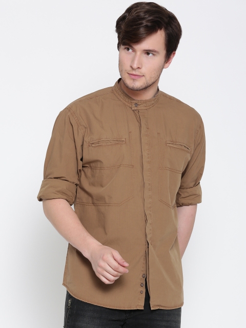 

Roadster Men Brown Solid Casual Shirt