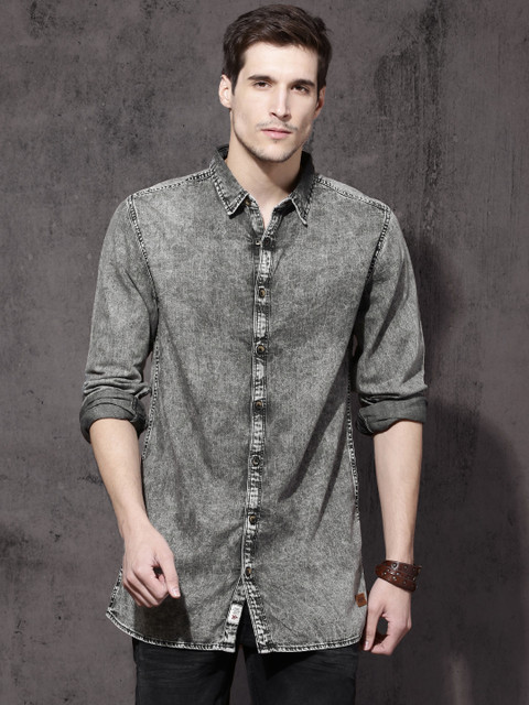 

Roadster Men Charcoal Grey Regular Fit Faded Casual Shirt