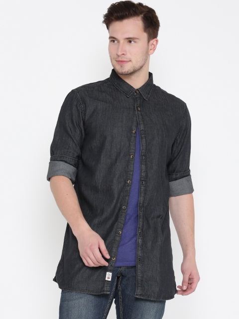 

Roadster Men Charcoal Grey Solid Denim Shirt