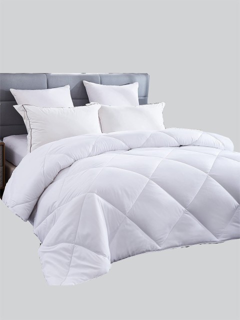 

RAASO White Microfiber AC Room Double Bed Blanket