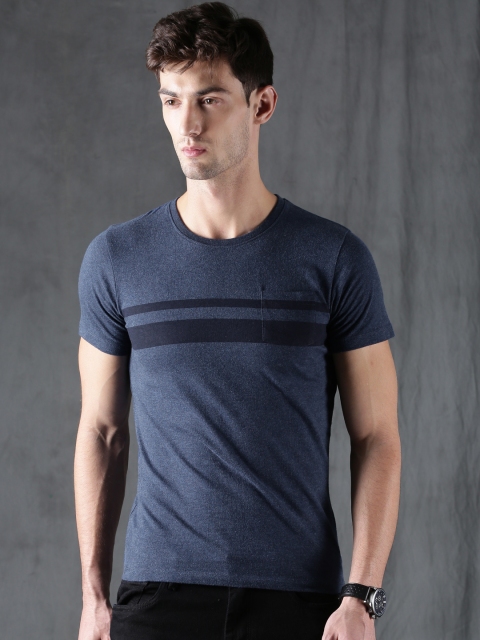 

WROGN Men Navy Blue Striped Round Neck Pure Cotton T-shirt