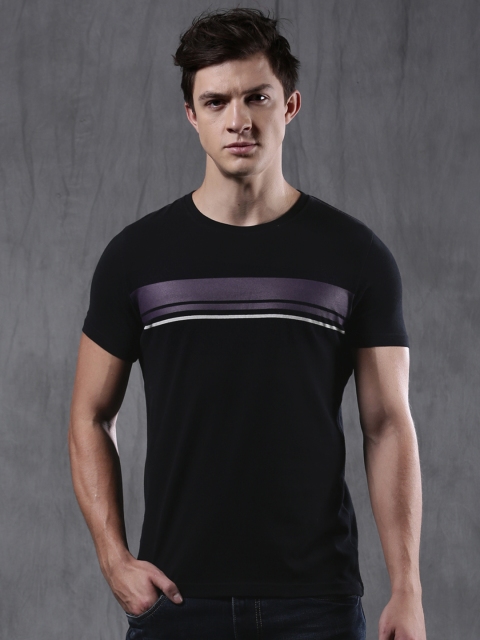 

WROGN Men Black Striped Round Neck T-shirt