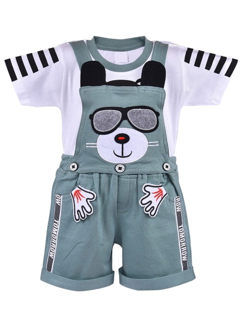 

Wish Karo Boys Green & White Printed T-shirt with Dungaree