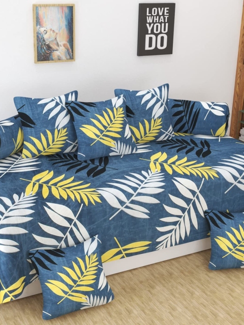

MODEFE Set Of 8 Blue & White Printed Cotton Diwan Set