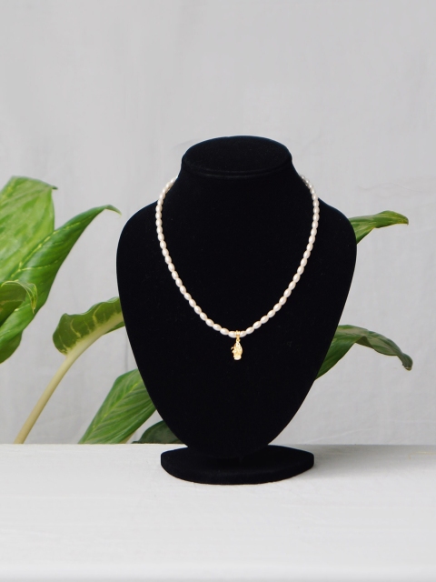 

Unnati Silks White & Gold-Toned Gold-Plated Necklace