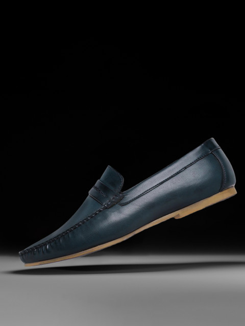 

Mast & Harbour Men Navy Loafers, Navy blue