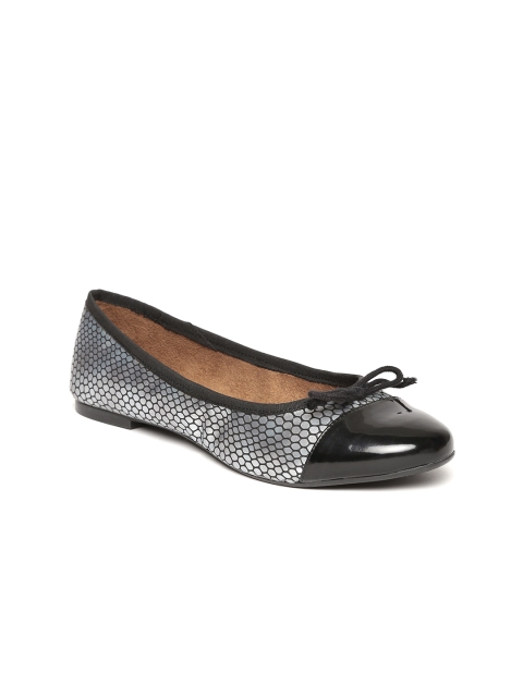 

Carlton London Women Silver-Toned & Black Printed Ballerinas