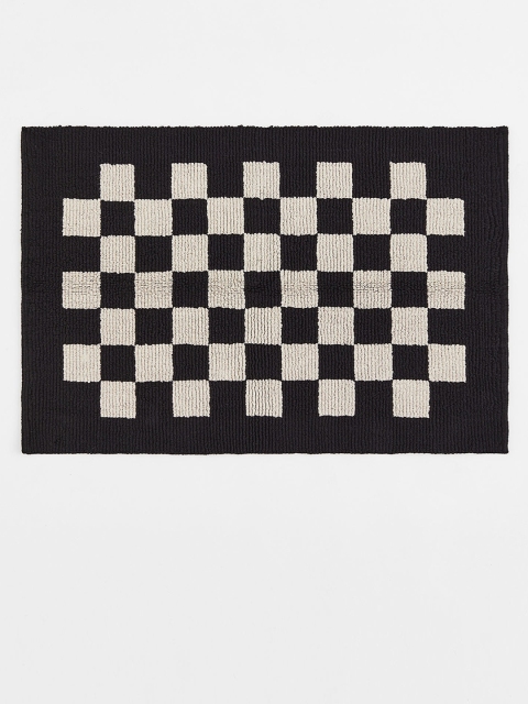

H&M Black & White Checked Bath Mat