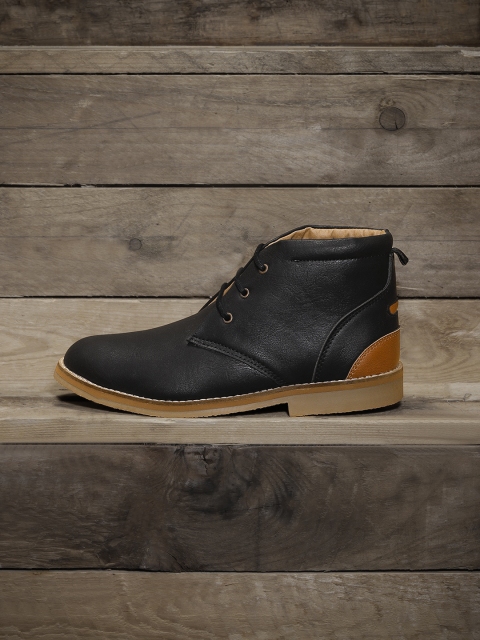 

Roadster Men Black Solid High-Top Flat Boots