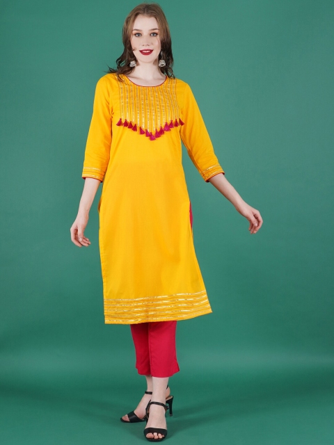 

DESI WOMANIYA Women Yellow Printed Gotta Patti Pure Cotton Kurta with Trousers