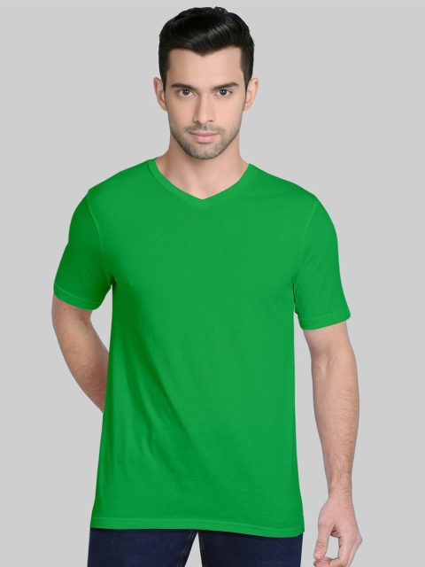 

Pootlu Men Green V-Neck Cotton T-shirt