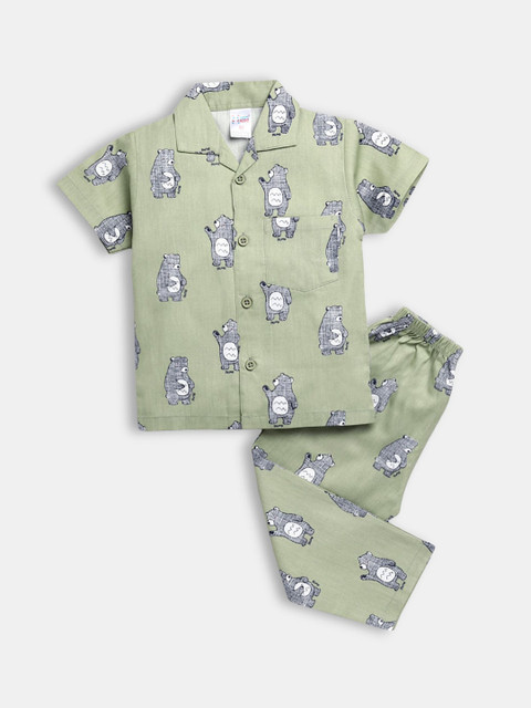

Hopscotch Boys Green & Black Printed Pure Cotton Night suit