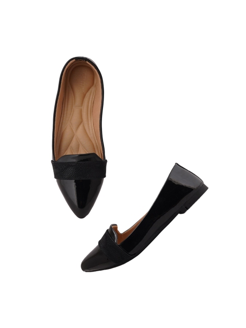 

SCENTRA Women Black Ballerinas with Bows Flats