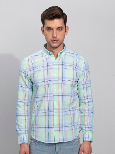

Snitch Men Green Slim Fit Tartan Checks Cotton Casual Shirt