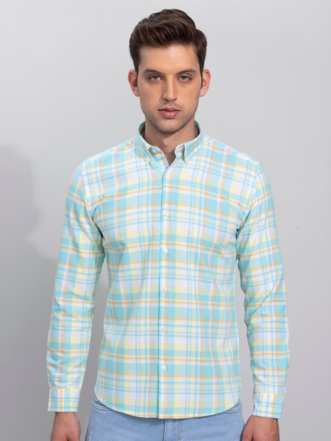 

Snitch Men Green Cotton Slim Fit Checked Casual Shirt