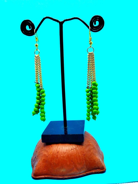 

Kshitij Jewels Green & Gold-Toned Contemporary Drop Earrings