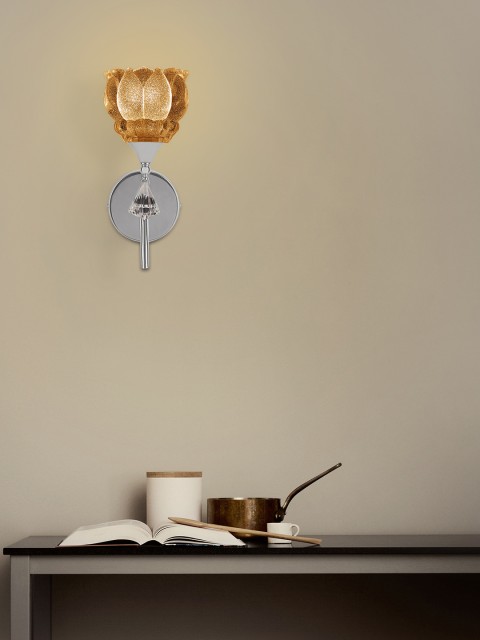 

The Light Store Silver-Toned Lotus-Shaped Wallchiere