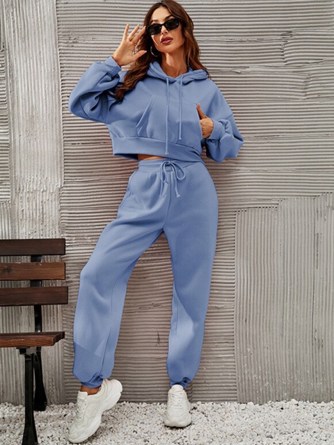 

BoStreet Women Blue Sweatshirt & Joggers