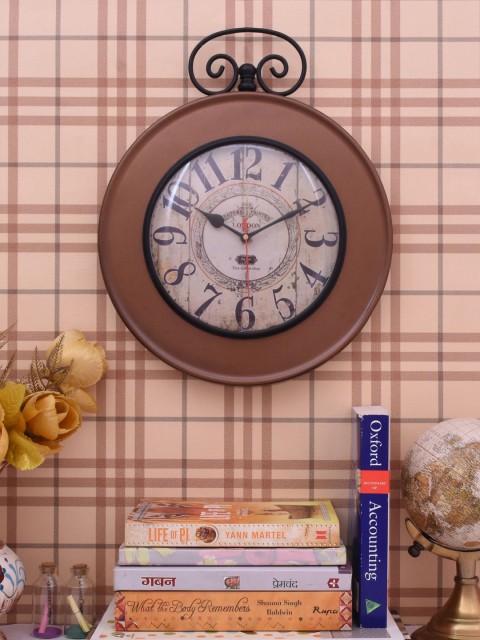 

Home Sparkle Beige Dial Analogue 38 cm x 30 cm Wall Clock