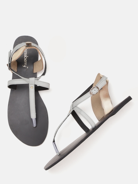 

DressBerry Women Grey & Gold-Toned Colourblocked T-Strap Flats