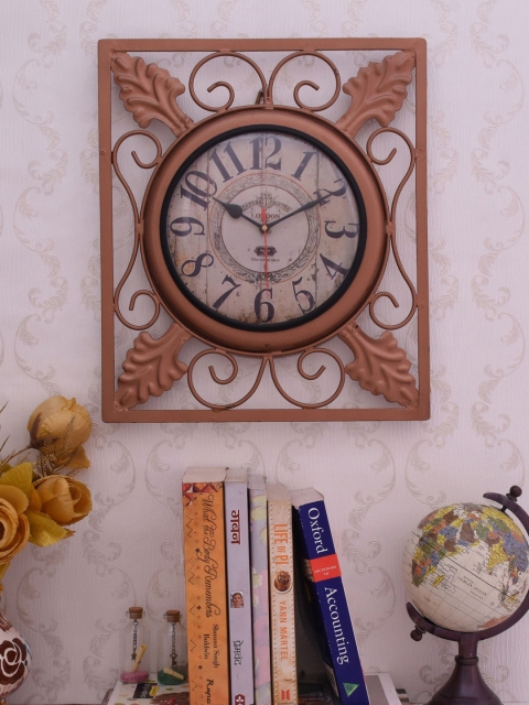

Home Sparkle Beige Dial Analogue 38 cm x 33 cm Wall Clock