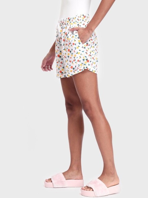 

Bewakoof Women White Floral Printed Mid Rise Regular Fit Shorts