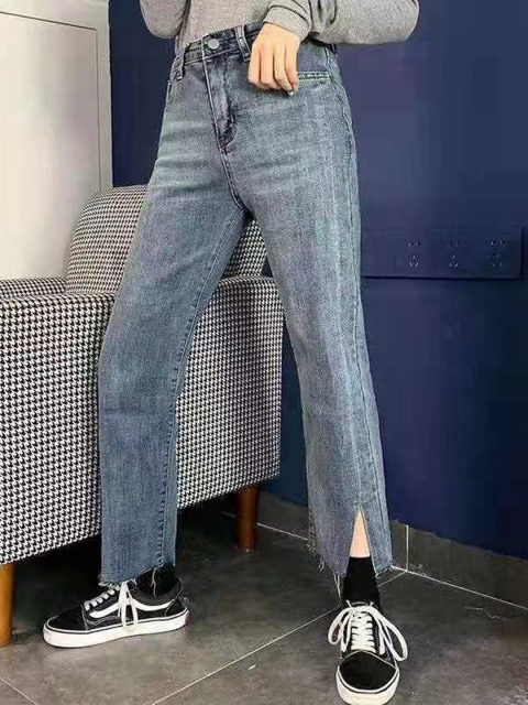 

BoStreet Women Blue Highly Distressed Jeans