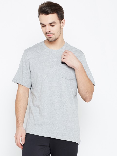 

Reebok Classic Men Grey Melange Solid Round Neck T-shirt