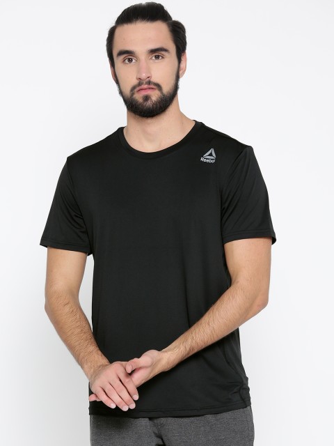 

Reebok Men Black WOR PREM Tech Solid Round Neck Training T-shirt