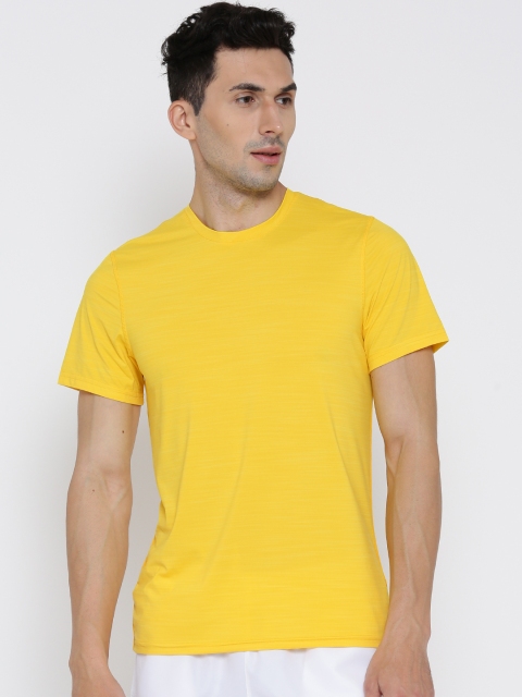 

Reebok Men Yellow WOR ACTIVChill TECH Training T-shirt