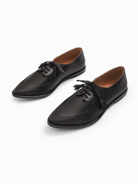 

The Label Life Women Black Tasselled Brogues
