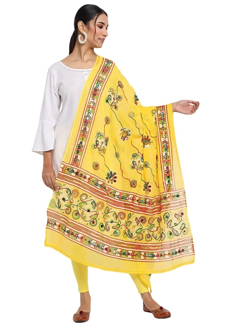 

Vastraa Fusion Women Yellow & Green Embroidered Pure Cotton Dupatta