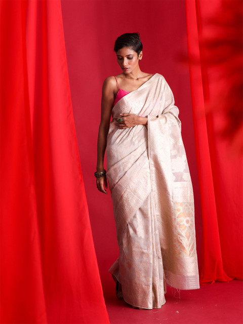 

BEATITUDE Off White & Gold-Toned Floral Zari Banarasi Saree