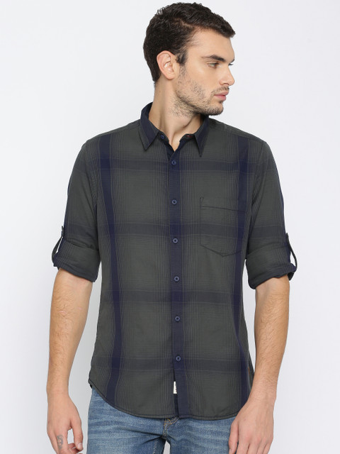 

Roadster Men Charcoal Grey & Navy Blue Regular Fit Shadow Checks Casual Shirt