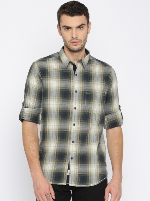 

Roadster Men Grey & Green Regular Fit Checked Casual Shirt