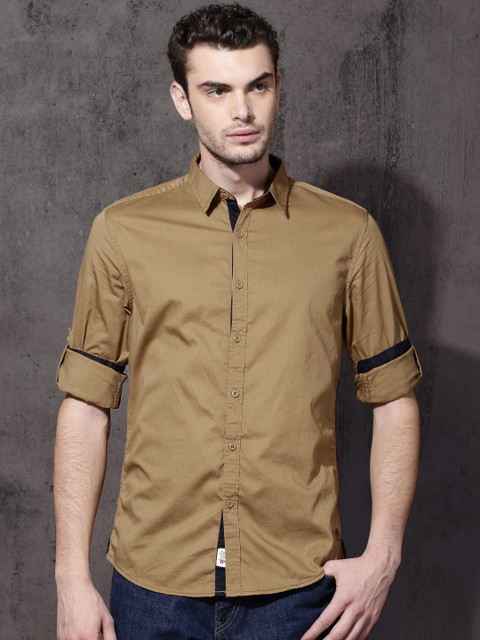 

Roadster Men Khaki Regular Fit Solid Casual Shirt