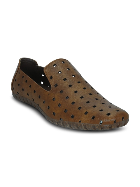 

Get Glamr Men Tan Brown Cut-Out Slip-On Sneakers