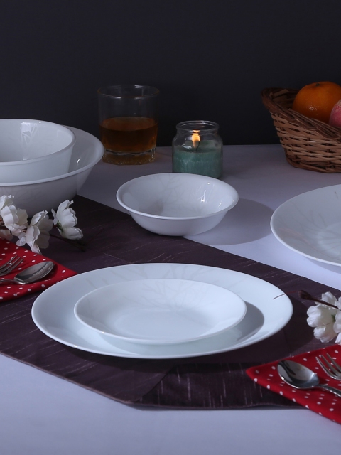 

Corelle Gold Frost White 20-Piece Printed Glass Dinner Set