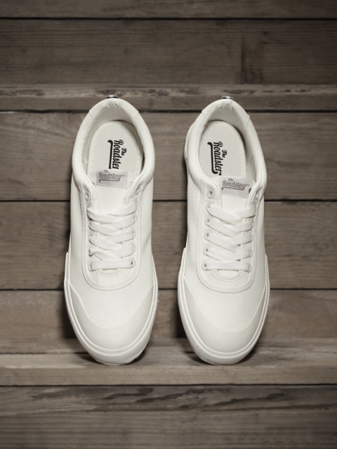 

Roadster Men White Sneakers