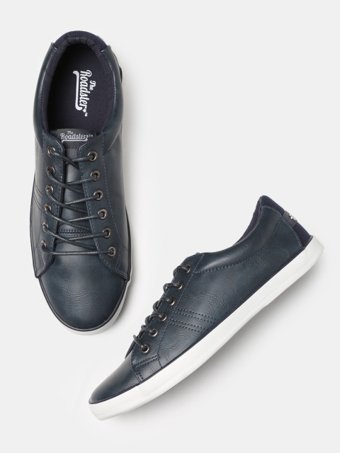 

Roadster Men Navy Blue Sneakers