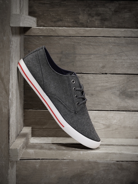 

Roadster Men Charcoal Grey Sneakers