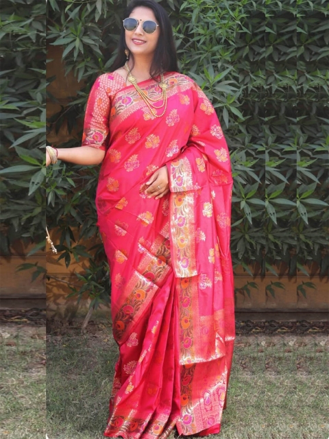 

ODETTE Pink & Gold-Toned Woven Design Zari Saree